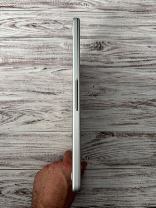 Apple  MacBook Neo 13' A18 Pro 8/256GB  Silver Open box