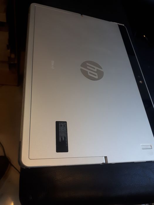 2w1  hp elite x2 m7 8gb 256ssd fhd dotyk tablet