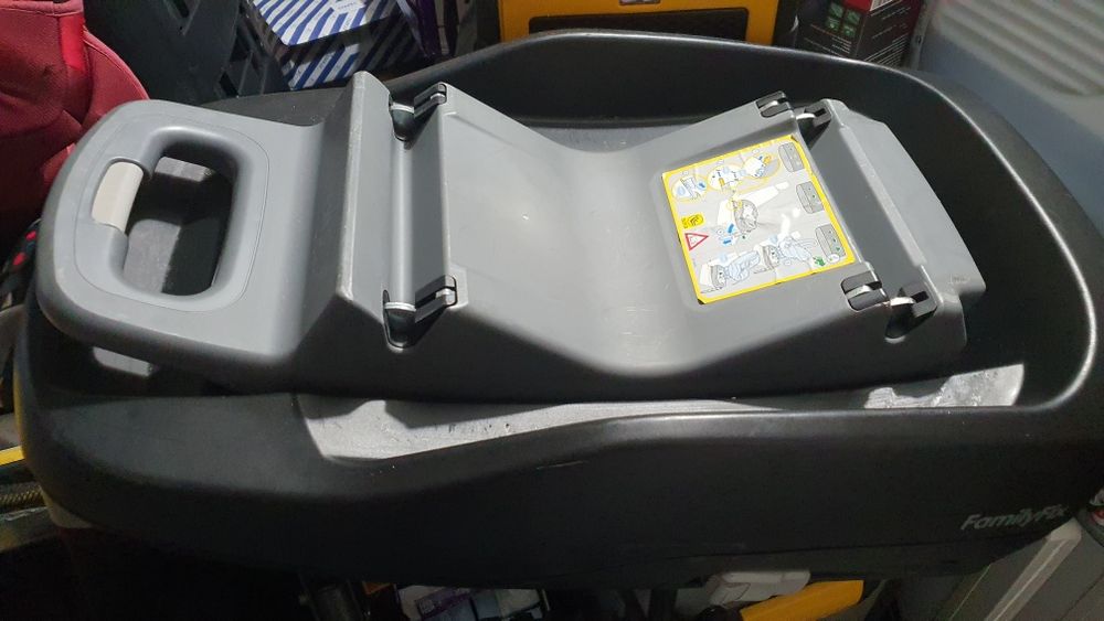 Cadeira auto pearl reclinável bebeconfort com familifix isofix