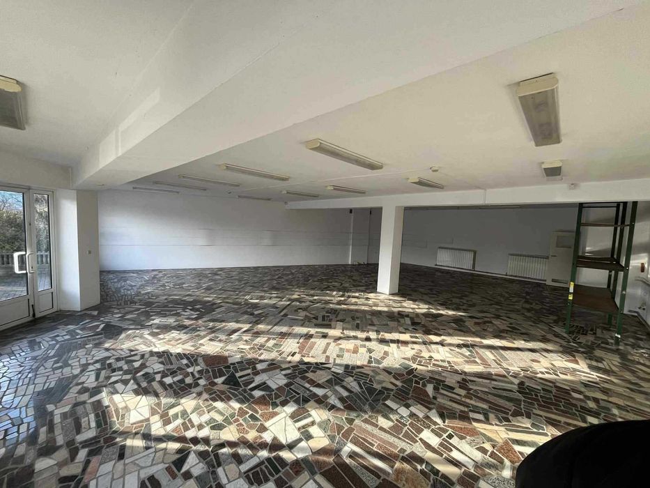 Do wynajęcia lokal 120 m² z parkingiem – Rędziny/Częstochowa