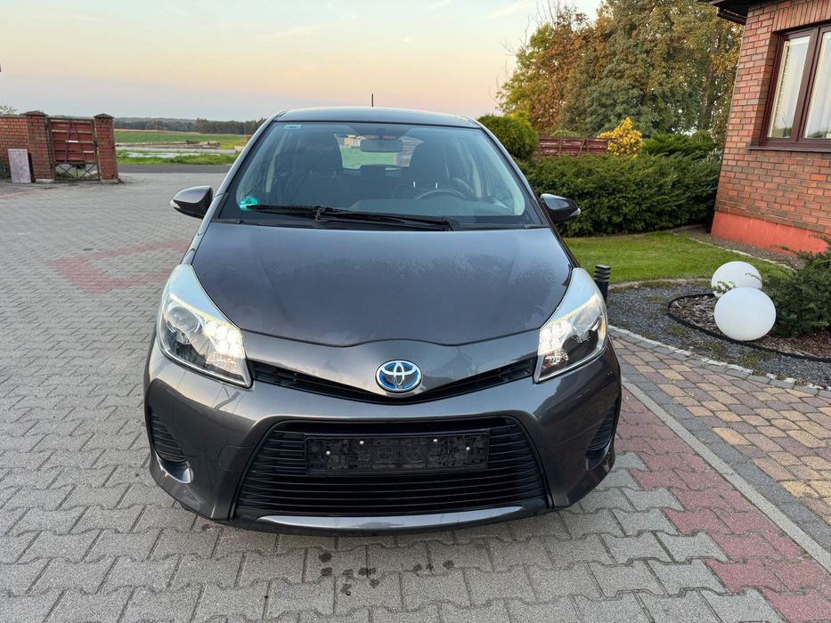 Toyota Yaris Hybryda * Niemcy * Idealna !!
