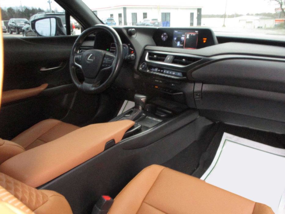 Lexus Ux      2022