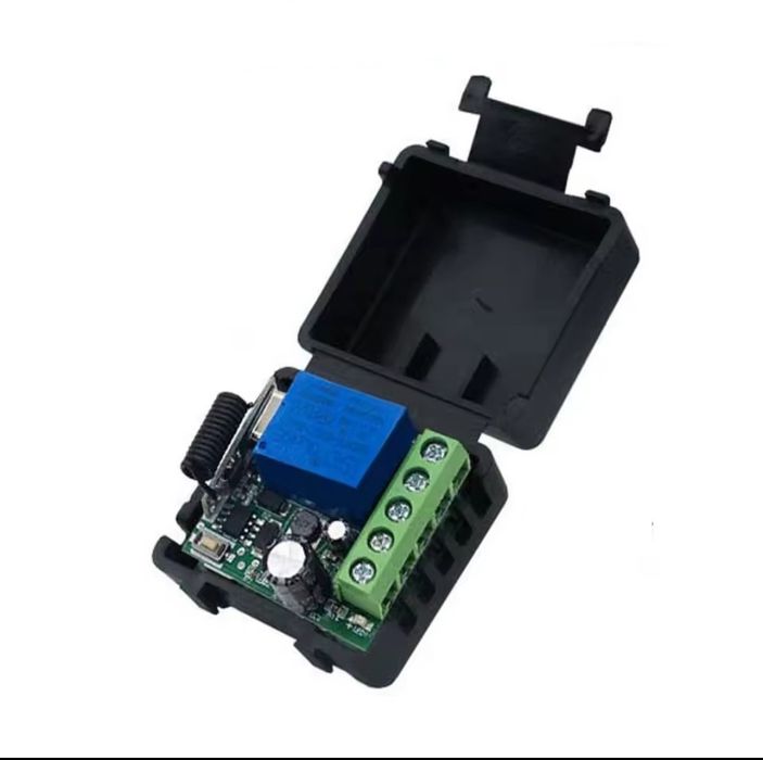 Przekaźnik 12v dc / 250V 10A