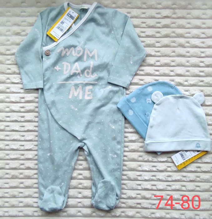 Сліп з закритими ніжками від Benetton  та шапочки