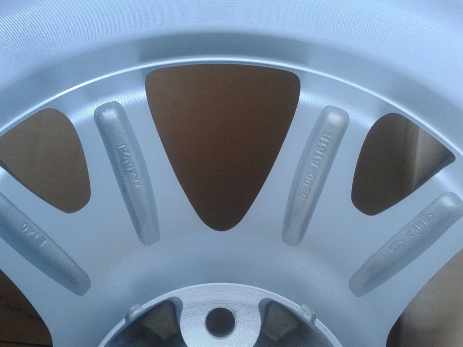 oryginalne r17 nowe felgi mielec suzuki sx4 scross vitara rav4 5x114,3