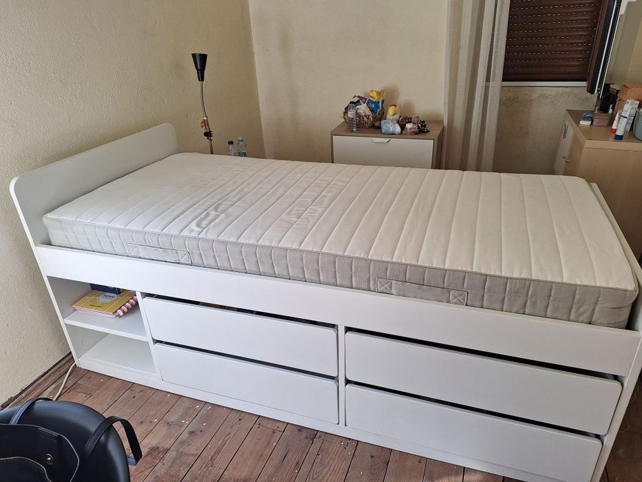 Cama de solteiro