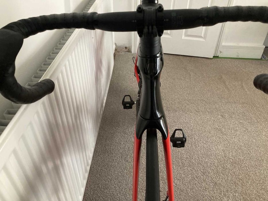 Trek Madone SL 6 Disc 2021 Vermelho Radioativo/Preto