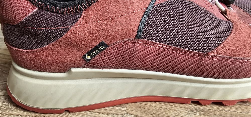 Ecco buty damskie rozmiar 38 wkładka 25cm stan bardzo dobry