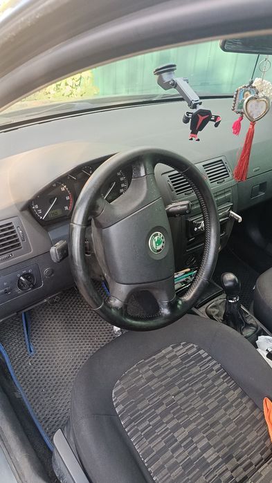 Ford Інша модель, 2004