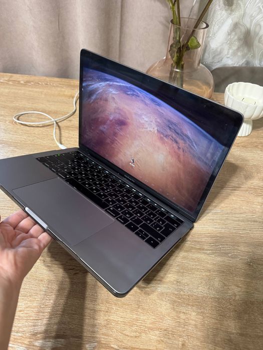 Macbook Pro 13 2019 I5 128 Gb Ідеал