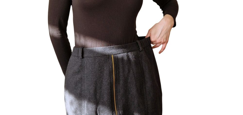 Wełniana basic prosta spódnica z zamkiem M L