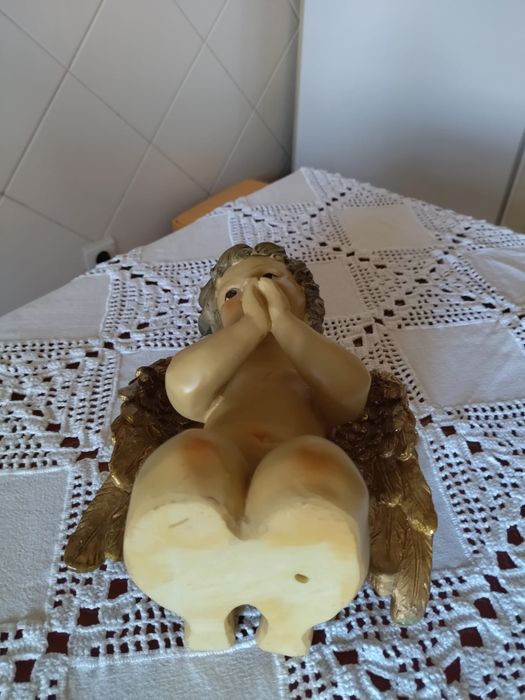 Anjo em polifriba altura 25cms