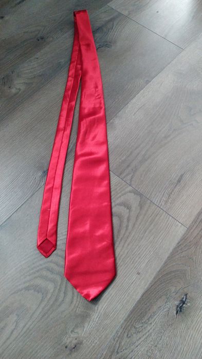 Krawat męski stan bardzo dobry