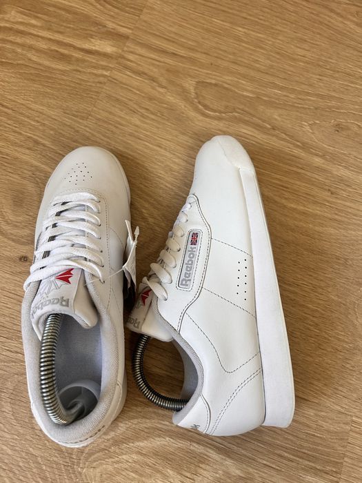 Жіночі кросівки reebok classic