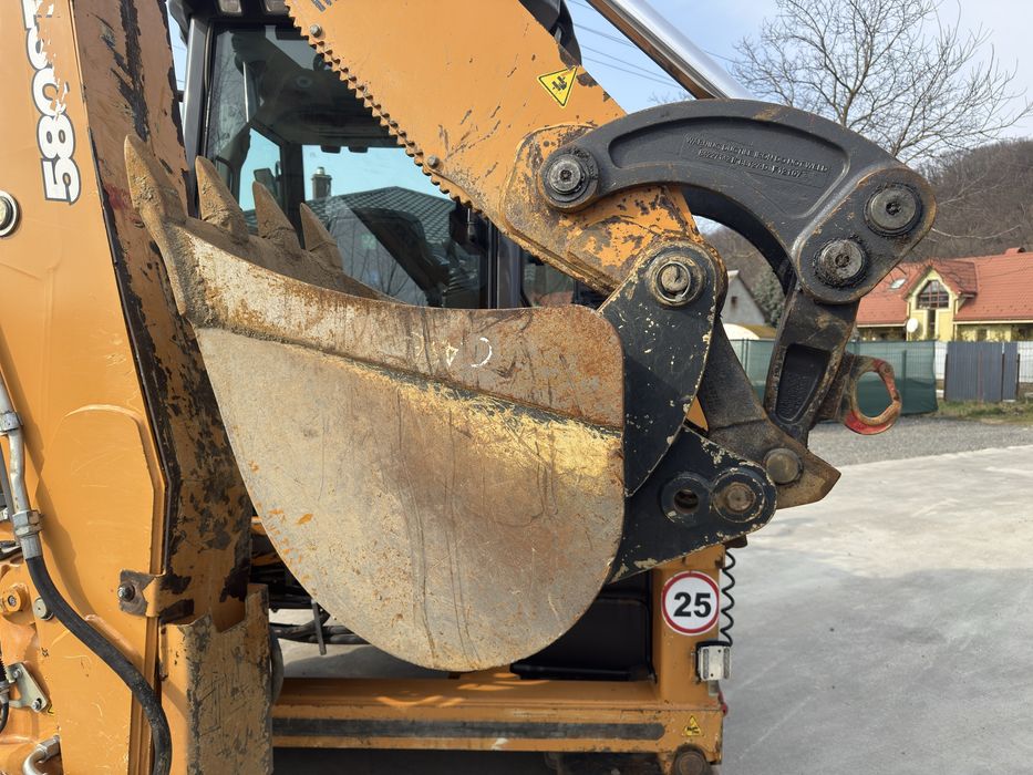 Екскаватор-навантажувач Case580 ST,2020