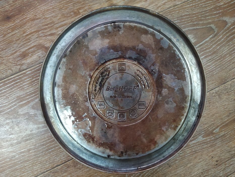 чайник из нержавейки BergHOFF , изьяны на последнем фото
