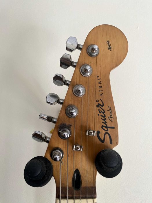 Guitarra Elétrica Fender Squier Stratocaster Affinity