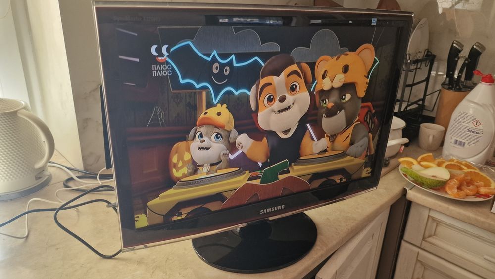 22" Телевізор монітор Samsung SyncMaster T220HD
