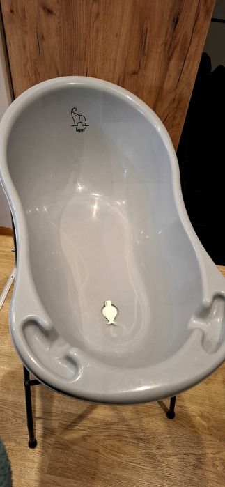 Wanienka dla dziecka na stelażu