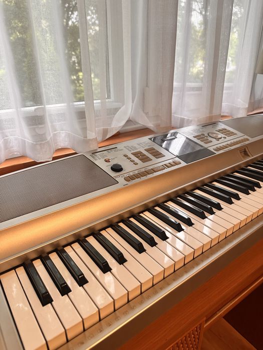 Yamaha DGX 305 Key.
