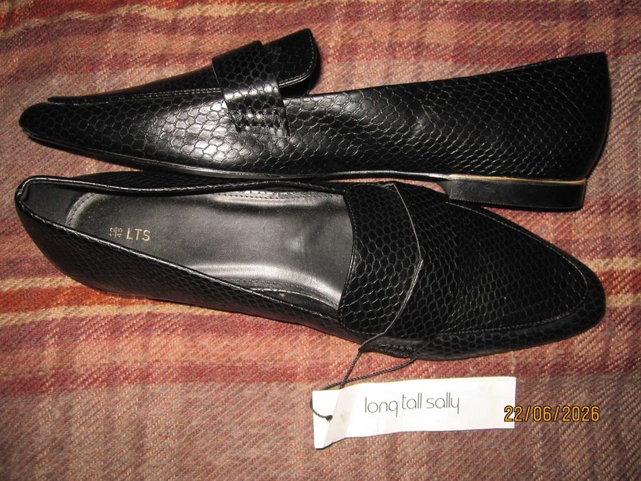 туфли , кроссовки фирменные - оригиналы р. 42- 46 .