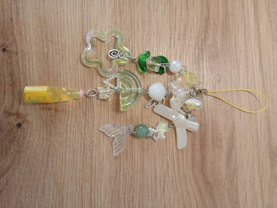 Брилок, прикраса ДИВНІ ДИВА