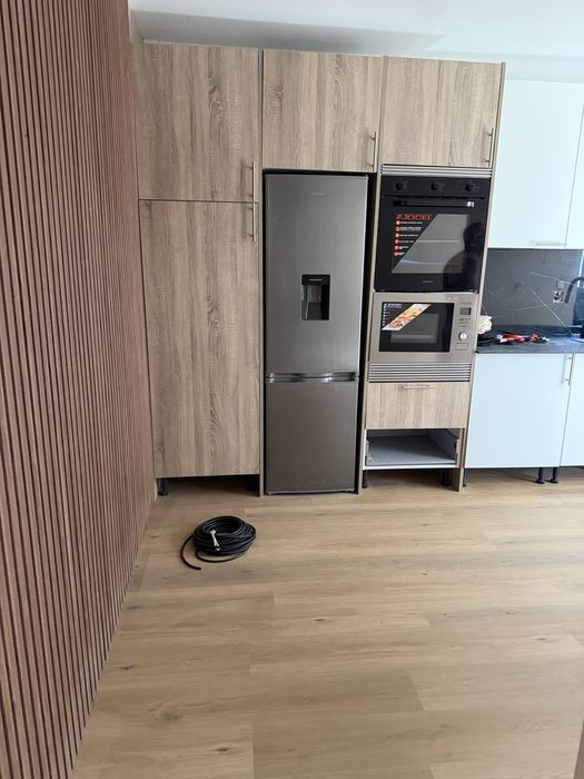 Alugo casa terrea T2 com garagem e Terraco