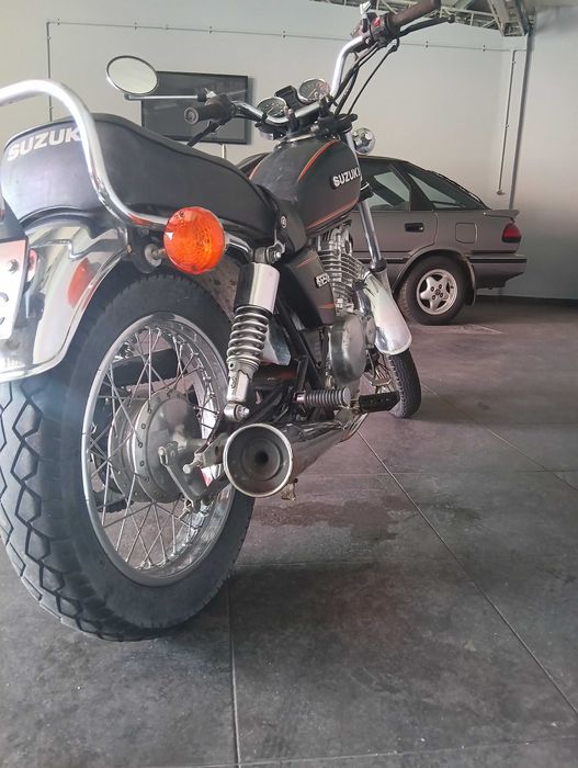 Suzuki gn 250,ano 1993..€1375
