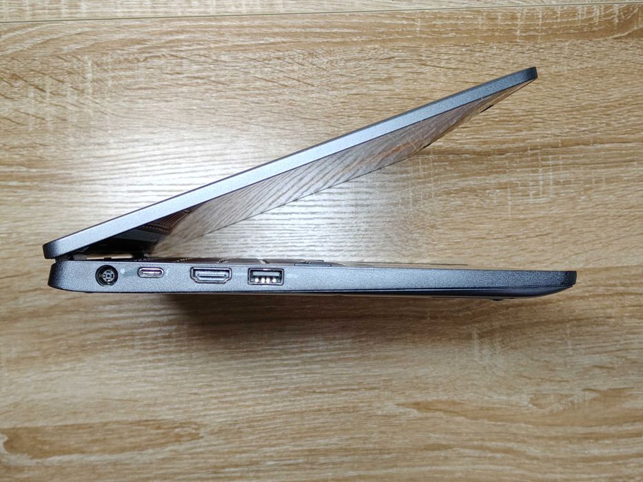Dell Latitude 5300 dotyk / 360 / i5 / 16GB / 256GB SSD/ Win 11 Pro