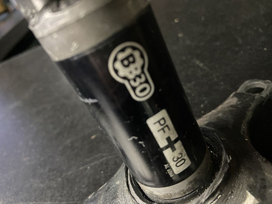 Pedaleiro sram force carbono 172,5