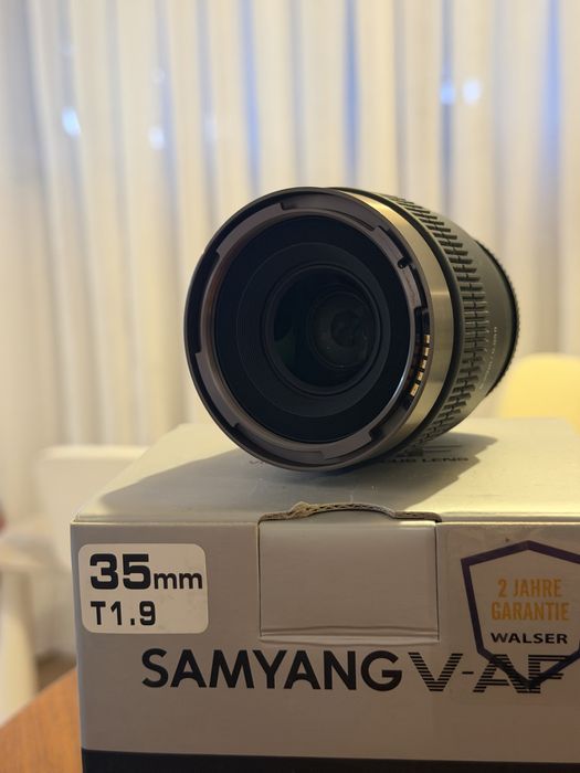 Samyang VAF 35mm 1.9 sony