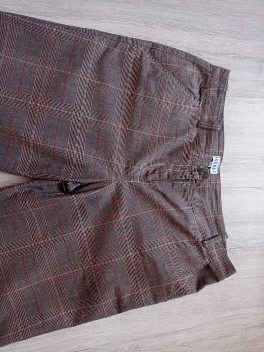 Krótkie spodenki damskie rozm. 40