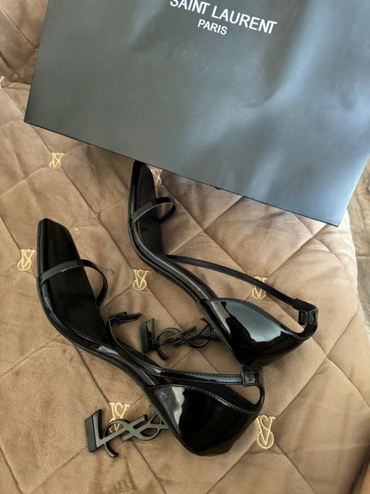 туфли Yves Saint Laurent