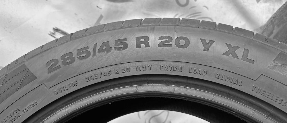 Шини Б/в 285.45.20 комплект Continental 4шт