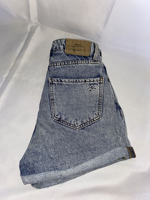 Шорти джинсові жіночі