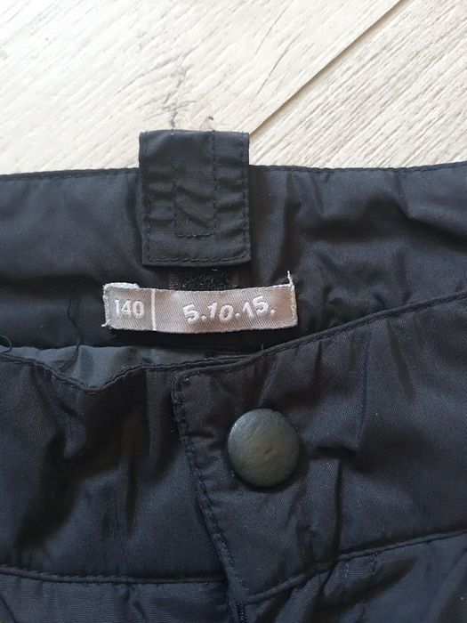 Czarne ortalionowe spodnie narciarskie unisex