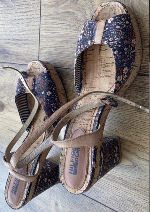 Tommy Hilfiger Denim koturny/sandały rozm. 40 przwie NOWE