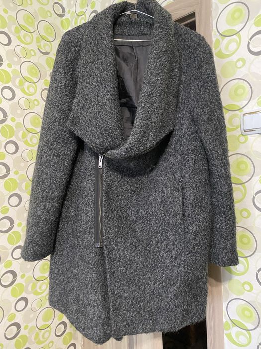 Продам пальто,розмір L/XL,тепла зима,осінь/весна
