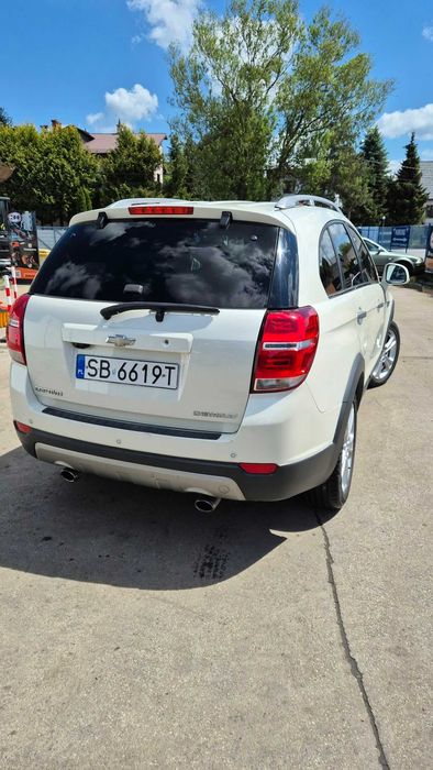 Samochód chevrolet captiva