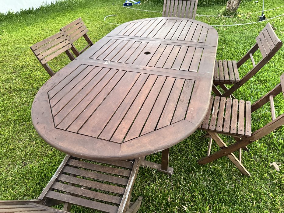 Mesa de Jardim c/ 6 cadeiras