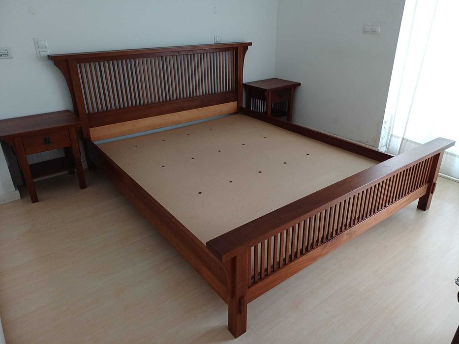 Mobília de quarto em cerejeira