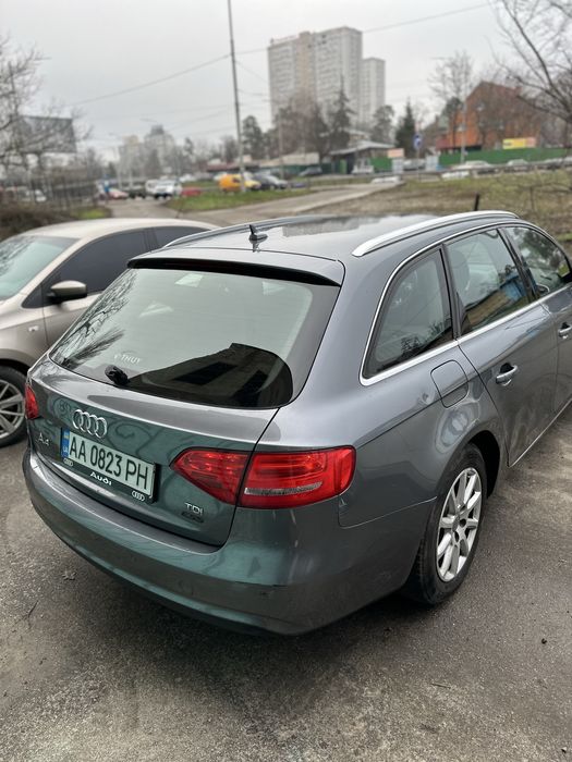 Продам Audi A4B8 (FL) Терміново!