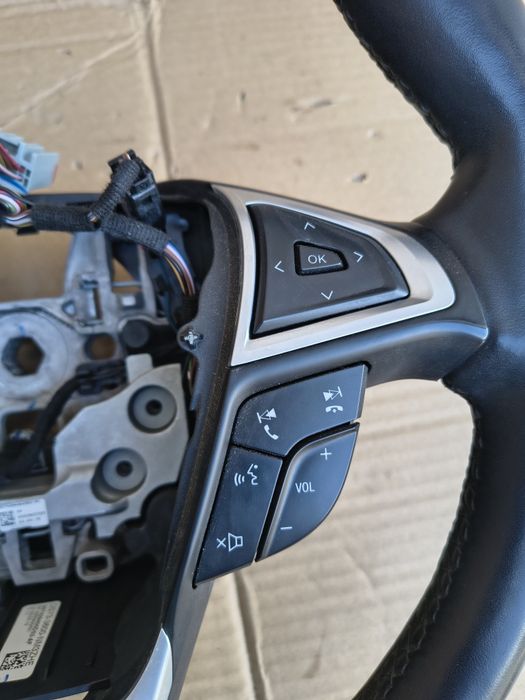 Ford Mondeo MK5 Kierownica Grzana Skórzana Multifunkcyjna