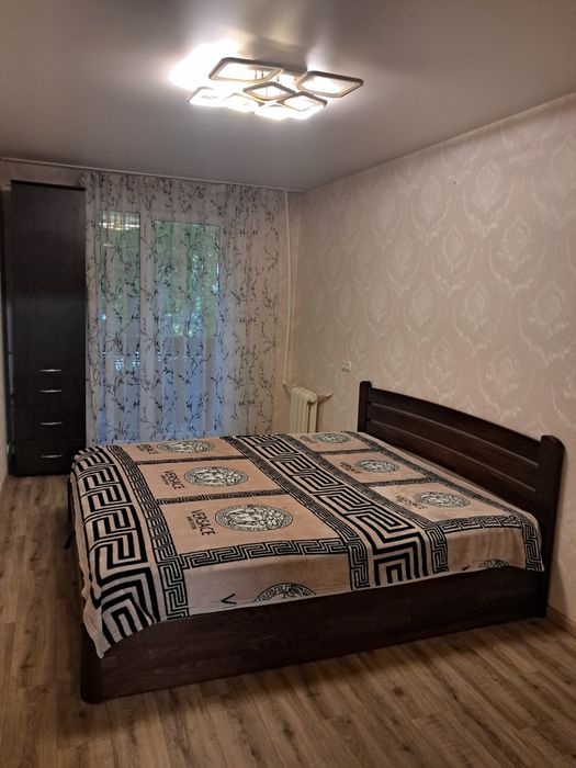 Сдам посуточно 2х комнатную квартиру 12 квартал, Тополь