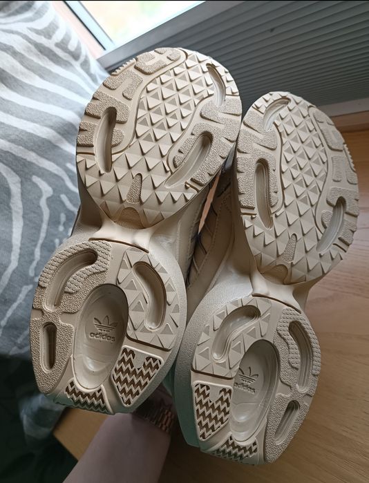 Sneakersy Adidas Orginal r. 38,5