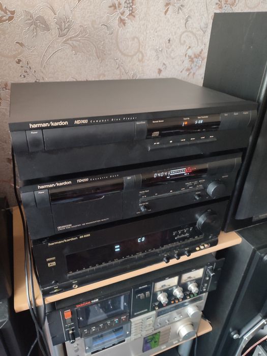 Сиди проигрыватель harman kardоn HD7400.