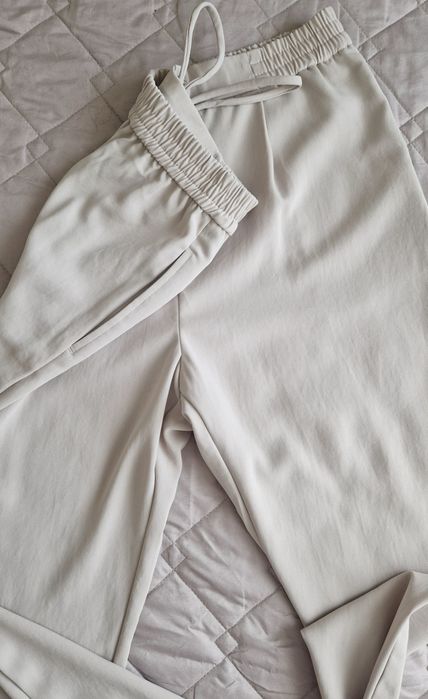 Брюки Zara M бежевые