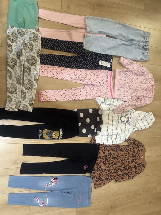 Zestaw ubrań dla dziewczynki 128