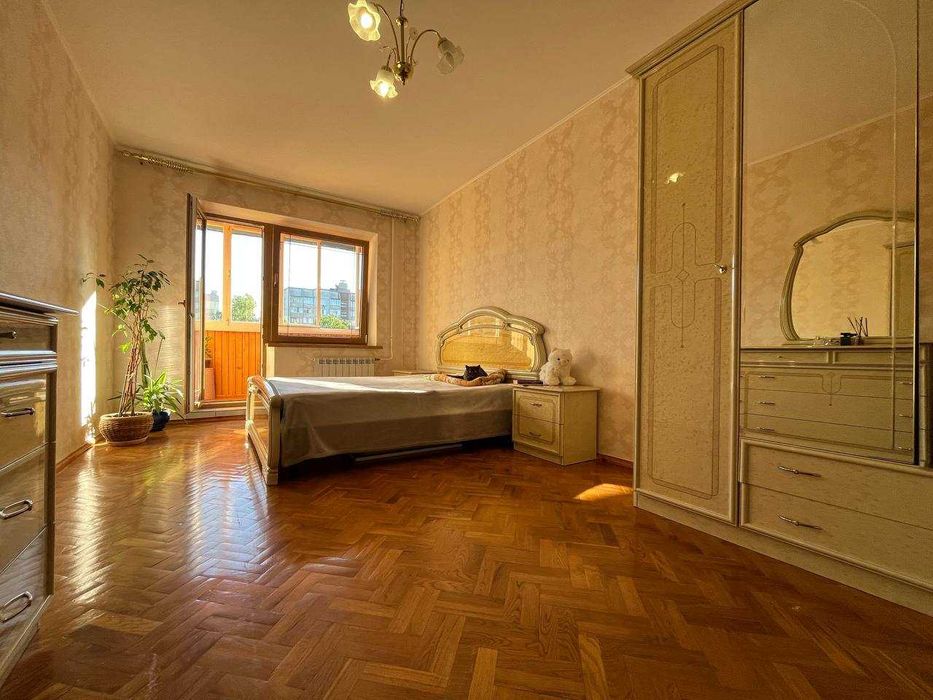 Продається простора 3на квартира 75 м² з якісним ремонтом, вул. Мстиславська. LD