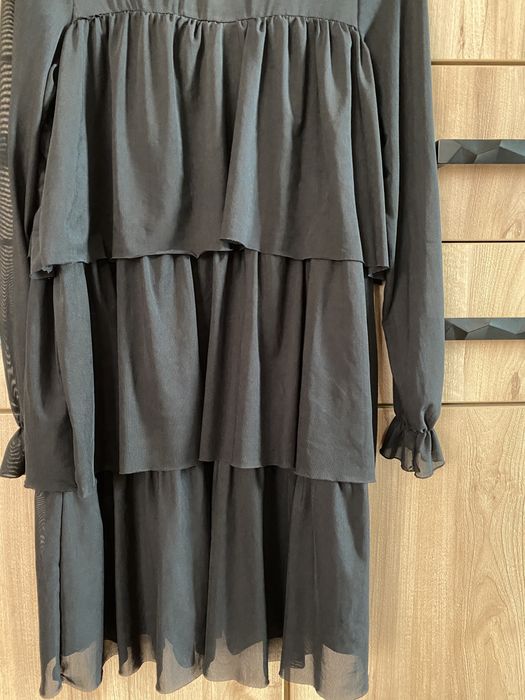 Женское плаье черное